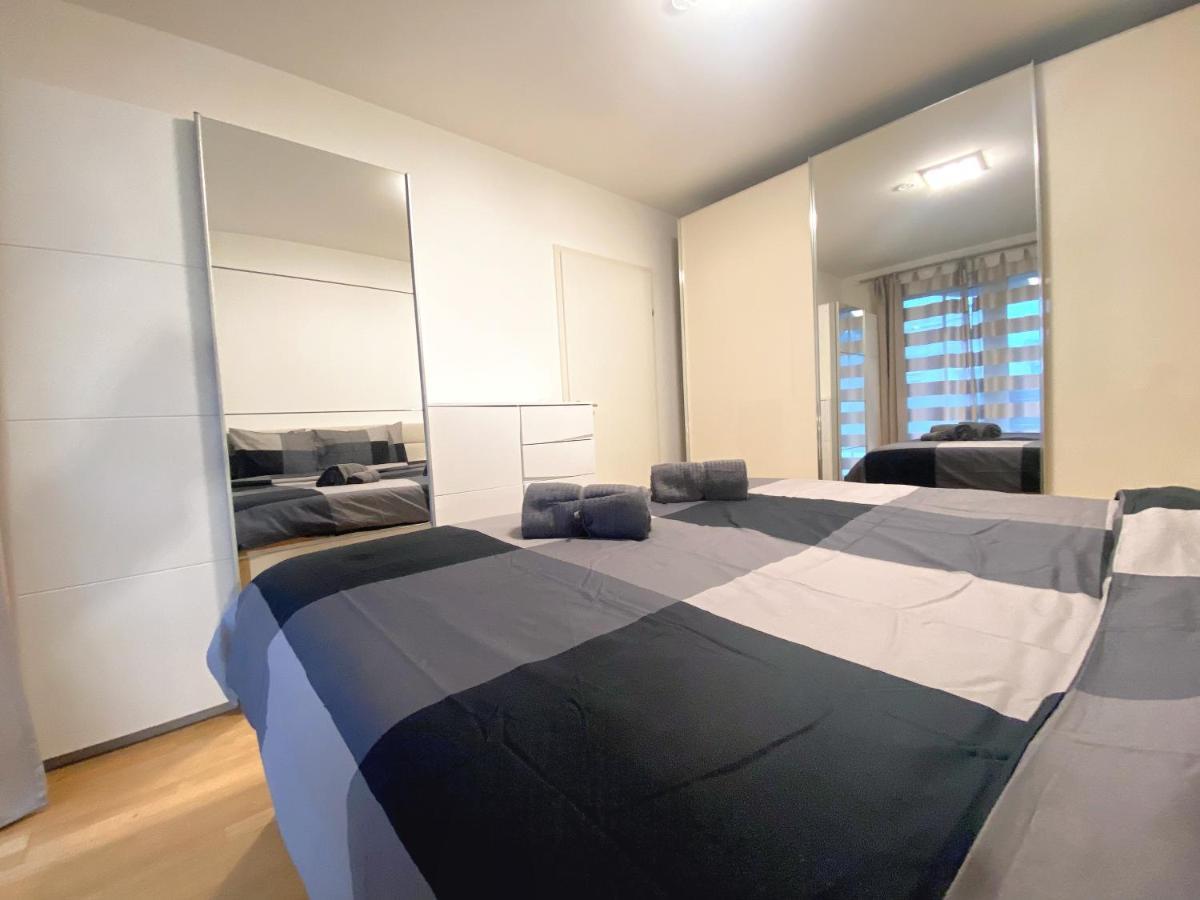 Near Lake Spacious & Furnished Beautiful Apartment เวียนนา ภายนอก รูปภาพ